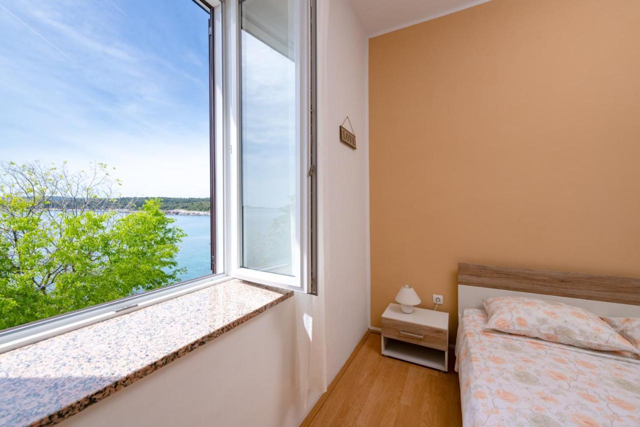Apartment Dobric Koromacno Exterior photo