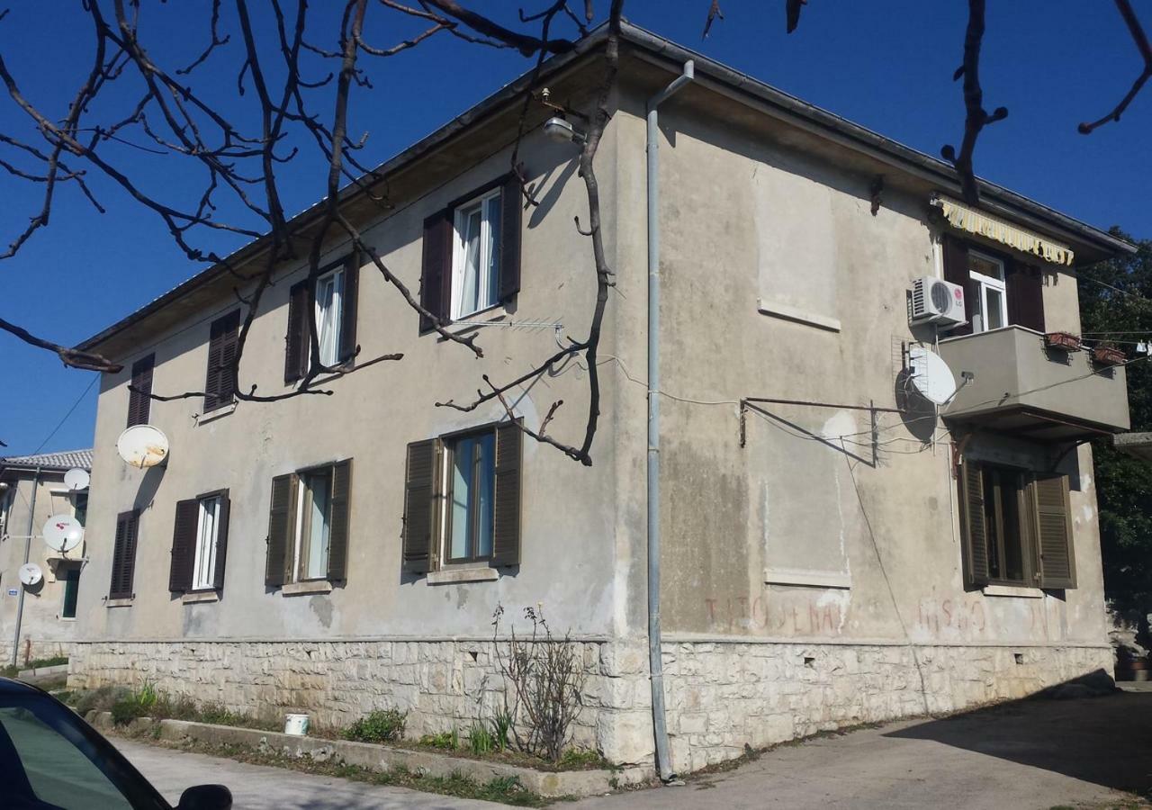Apartment Dobric Koromacno Exterior photo